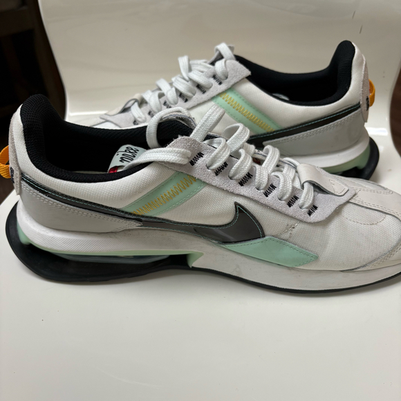 Nike Air max pre-day white mint fosm university red size 10.5 - Picture 7 of 10